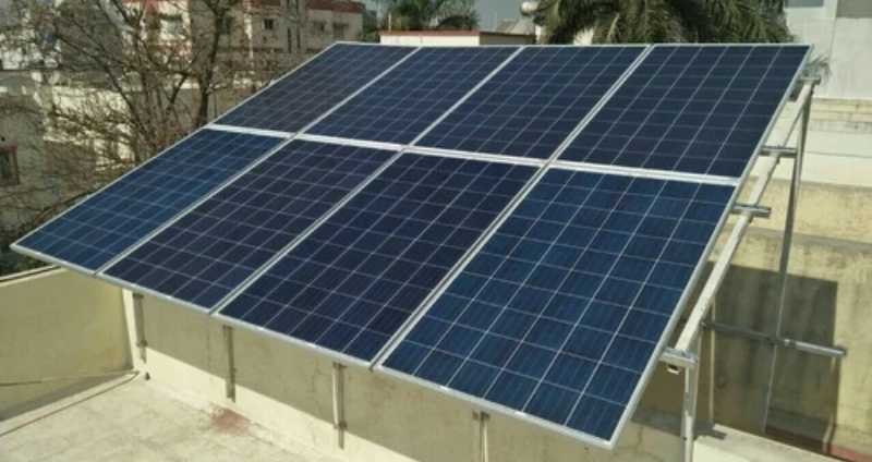 Cost of a 2 KW solar panel on average in India