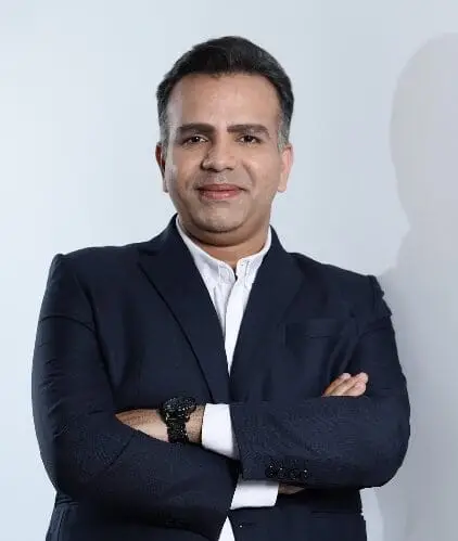  Kunj Kalra